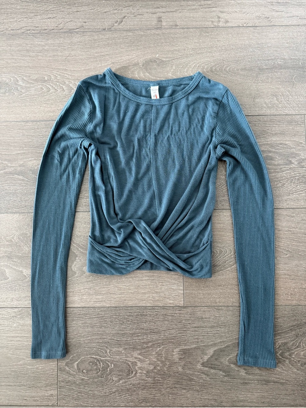 Women’s Twist-Front Long Sleeve Top — Teal Blue cropped crop Alo Yoga Shirt